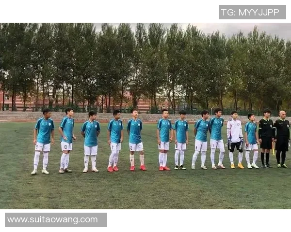 宜宾足球队奋勇拼搏展现团队精神助力地方足球发展新篇章